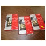 3 - MANICURE SETS