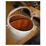 WOOD DIVIDED BUCKET / UT