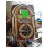AM/FM / CD RADIO / WORKS