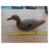 VINTAGE CARVED WOOD DECOY