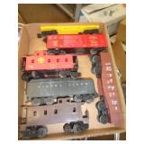 6 - LIONEL TRAIN CARS