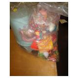 BAG OF VINTAGE TOYS / UT