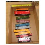 10 - MODEL TRAIN CARS / PLASTIC