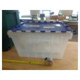 HINDGED LID TOTE