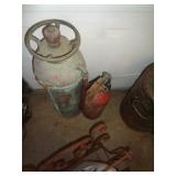 2 - FIRE EXTINGUISHERS / LW