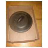 LODGE 8' CAST IRON LID