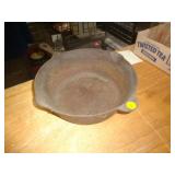 #8 DEEP CAST IRON CHICKEN FRYER SKILLET