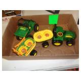 JOHN DEERE TOYS