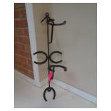 METAL HORSESHOE HAT RACK / UT