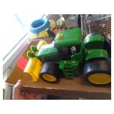 JOHN DEERE TOY
