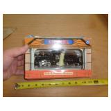 LIONEL TRAINS SALT & PEPPER SHAKERS