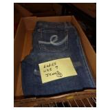 LADIES SZ 7 JEANS