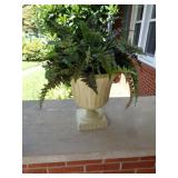 POT W ARTIFICIAL FERN / FP