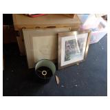 ART PRINTS & LAMP SHADE / G