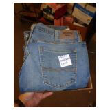 2 PR LEVIS 38X30 JEANS