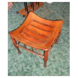 ANTIQUE EGYPTIAN SEAT / USBDRM1