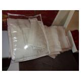 42 CROSSHILL CURTAIN PANELS / BDRM