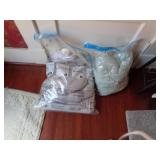 QUEEN SZ BLANKETS / BDRM
