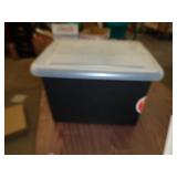 TOTE W LID / LW