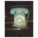 VINTAGE DIAL PHONE