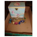 JEWELRY BOX W JEWELRY
