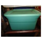 38QT TOTE WITH LID / LW