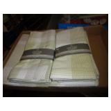 60"X102" TABLE CLOTH & MATCHING CLOTH NAPKINS