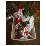 TOTE OF XMAS ITEMS
