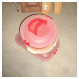 TUPPERWARE CAKE & CUPCAKE HOLDERS / BM