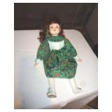 PORCELAIN XMAS DOLL / BM