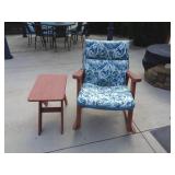 REDWOOD ROCKER W CUSHION & SIDE TABLE / OS