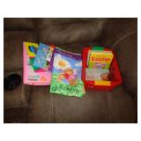BABY BOOKS / LR