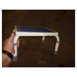 METAL STEP STOOL