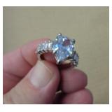 COSTUME RING SZ 7.5