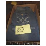 WOMENS SZ 15 JEANS