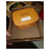 2001 LONGABERGER RECIPE BOX