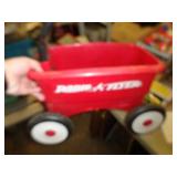 TODDLER SIZE RADIO FLYER WAGON