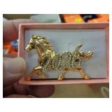 DERBY 2026 HORSE BROOCH