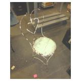 WROUGHT IRON HEART BACK CHAIR / UT