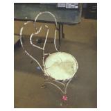 WROUGHT IRON HEART BACK CHAIR / UT
