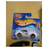 HOT WHEELS MIB PORSCHE 2003
