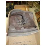 BOOTS SZ 9