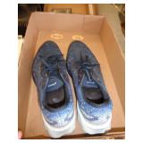 ACIS SHOES SZ 9.5