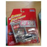 JOHNNY LIGHTNING MIB HOT ROD 2003