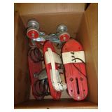 BOUNCER SHOES & METAL SKATES / UT