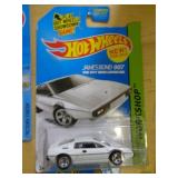 HOT WHEELS MIB LOTUS 2013