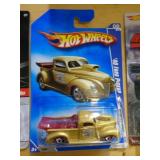 HOT WHEELS MIB 40 FORD PKUP 2008