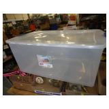 105QT TOTE W LID / UT