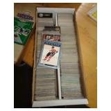 APPROX 1200 HOCKEY CARDS