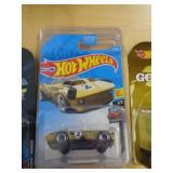 HOT WHEELS MIB CORVETTE 2017